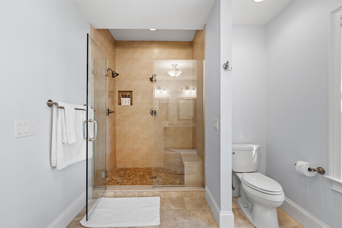 Another full bath for added comfort and convenience during your stay.