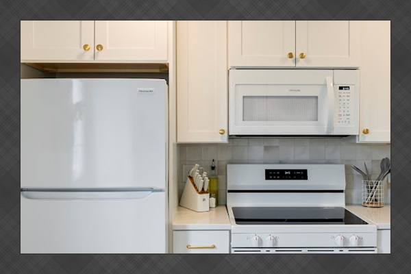 Well-equipped kitchen