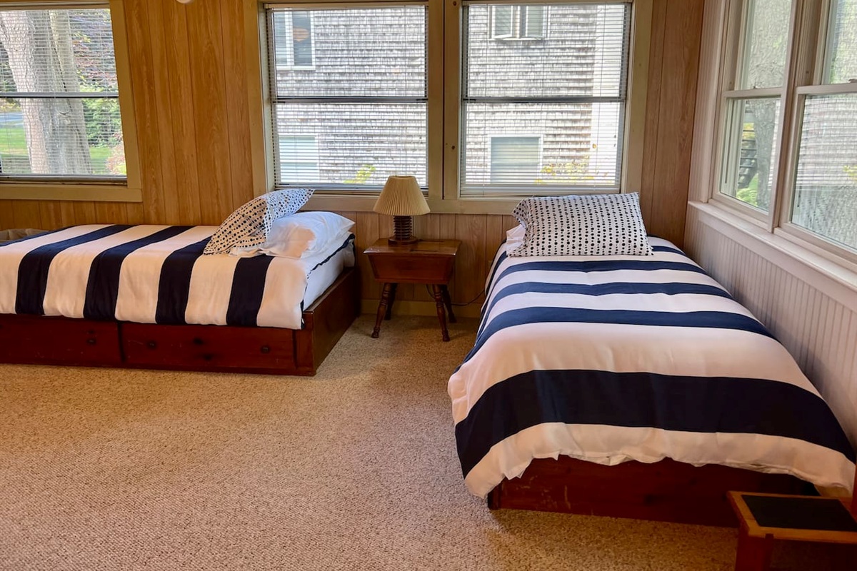 Two twins in this backroom as well!