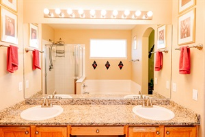 Our complete bathroom is filled with necessities, guaranteeing a revitalizing experience post a day of exploration.