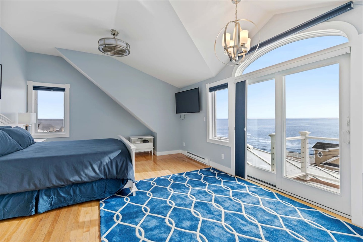 Private deck for primary king bedroom