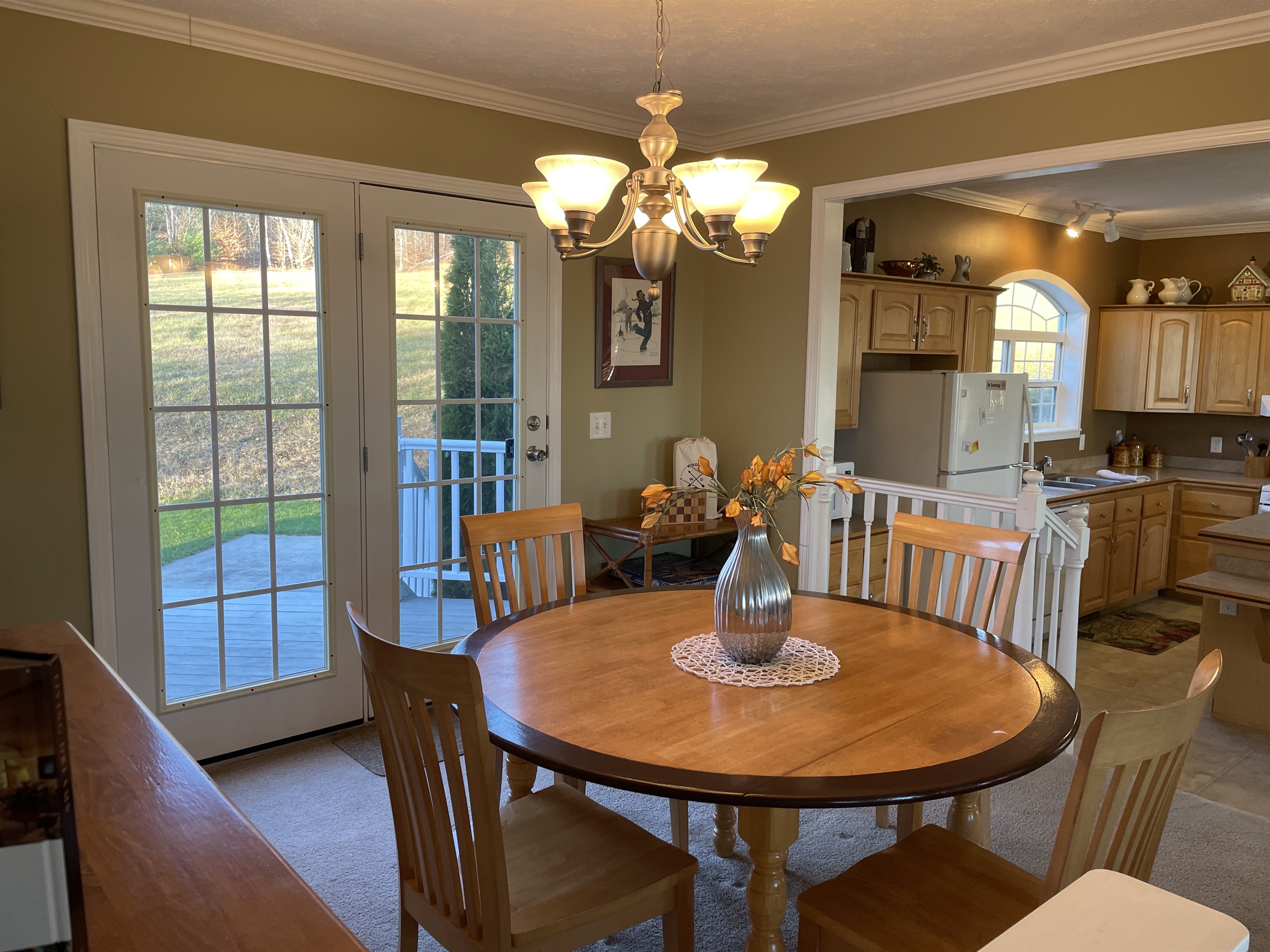 Dining are and kitchen