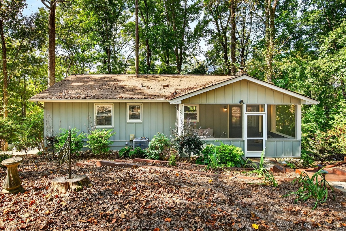 Welcome to White Pine Retreat!