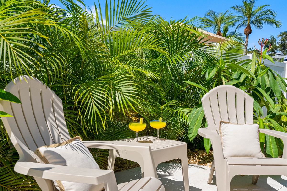 Kick back in the in-pool loungers—perfect for sunbathing with your feet in the water.