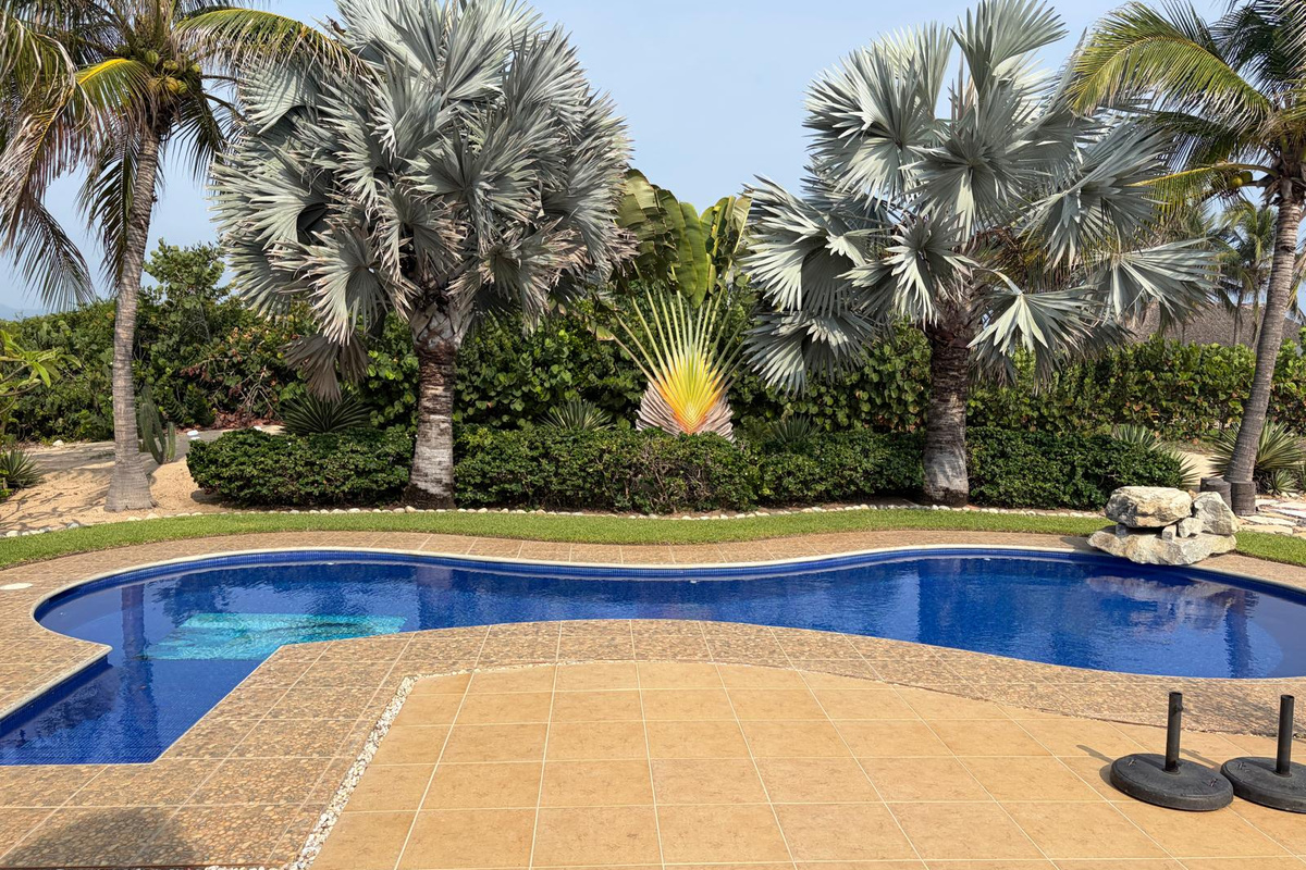 Private Pool