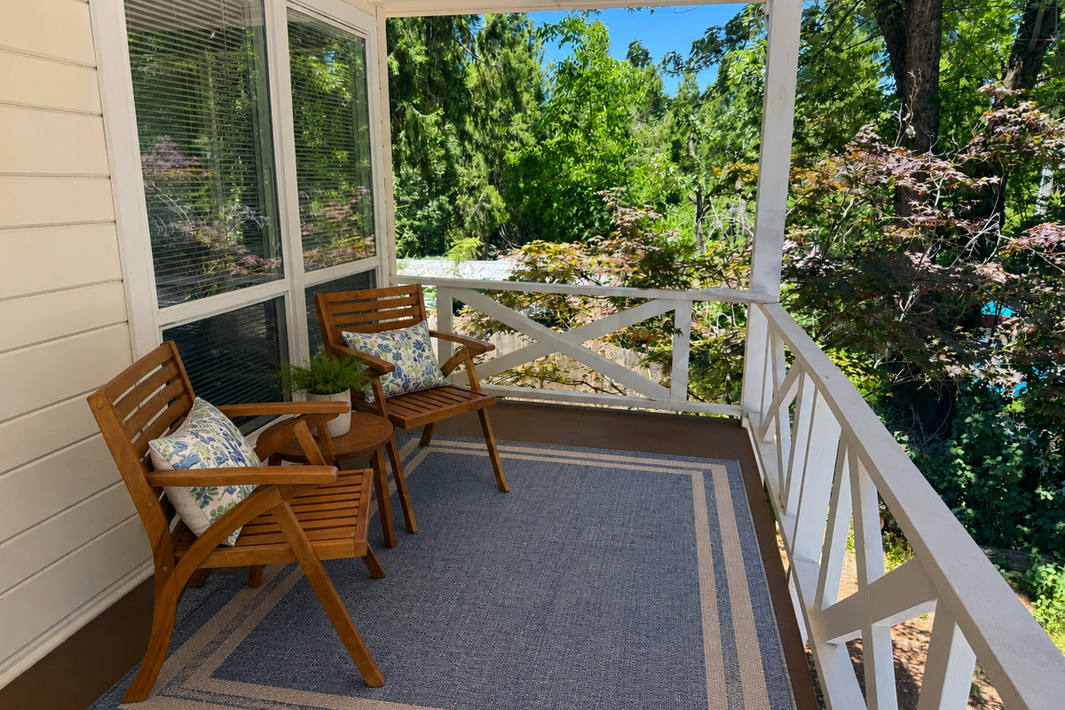 Porch off front door 
