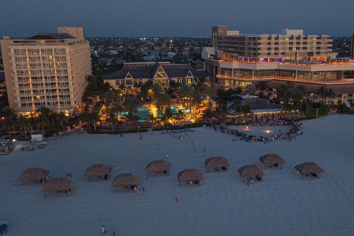 Fire Show at Quinn’s on the beach, which you can walk to from the condo, 1 mile.