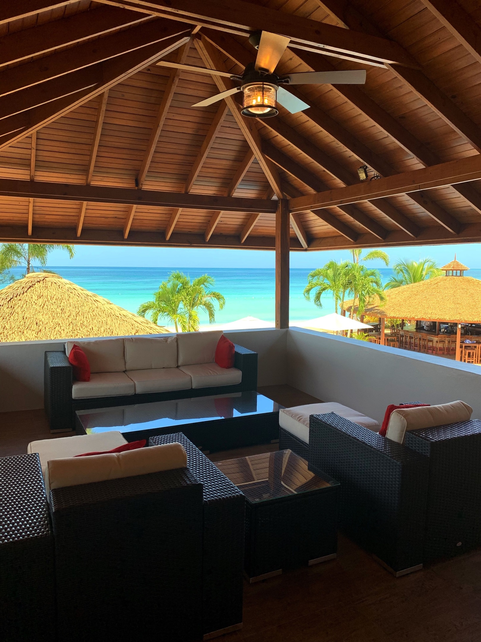 Ocean View Master Bedroom: Blue Oasis Balcony