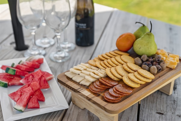 A welcoming outdoor space ideal for picnics, conversation, and slow coastal afternoons.