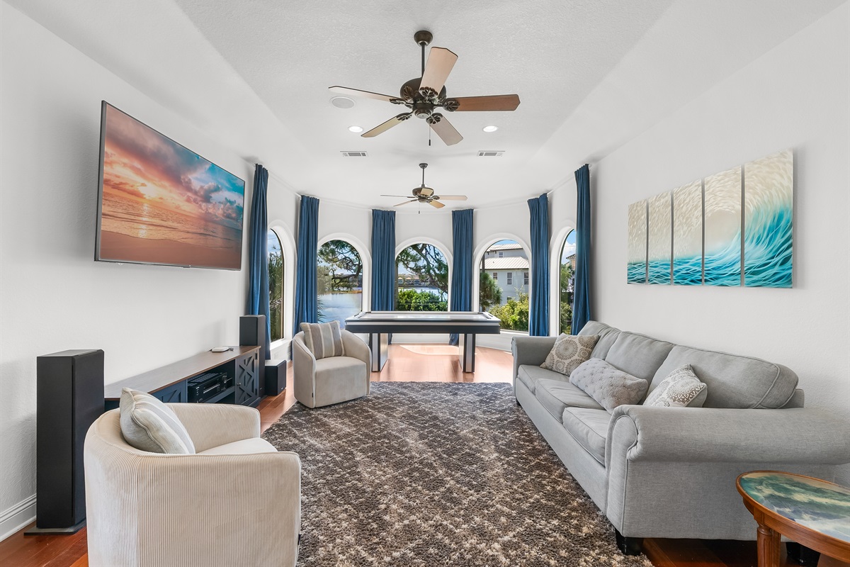 2nd Living Room Upstairs
