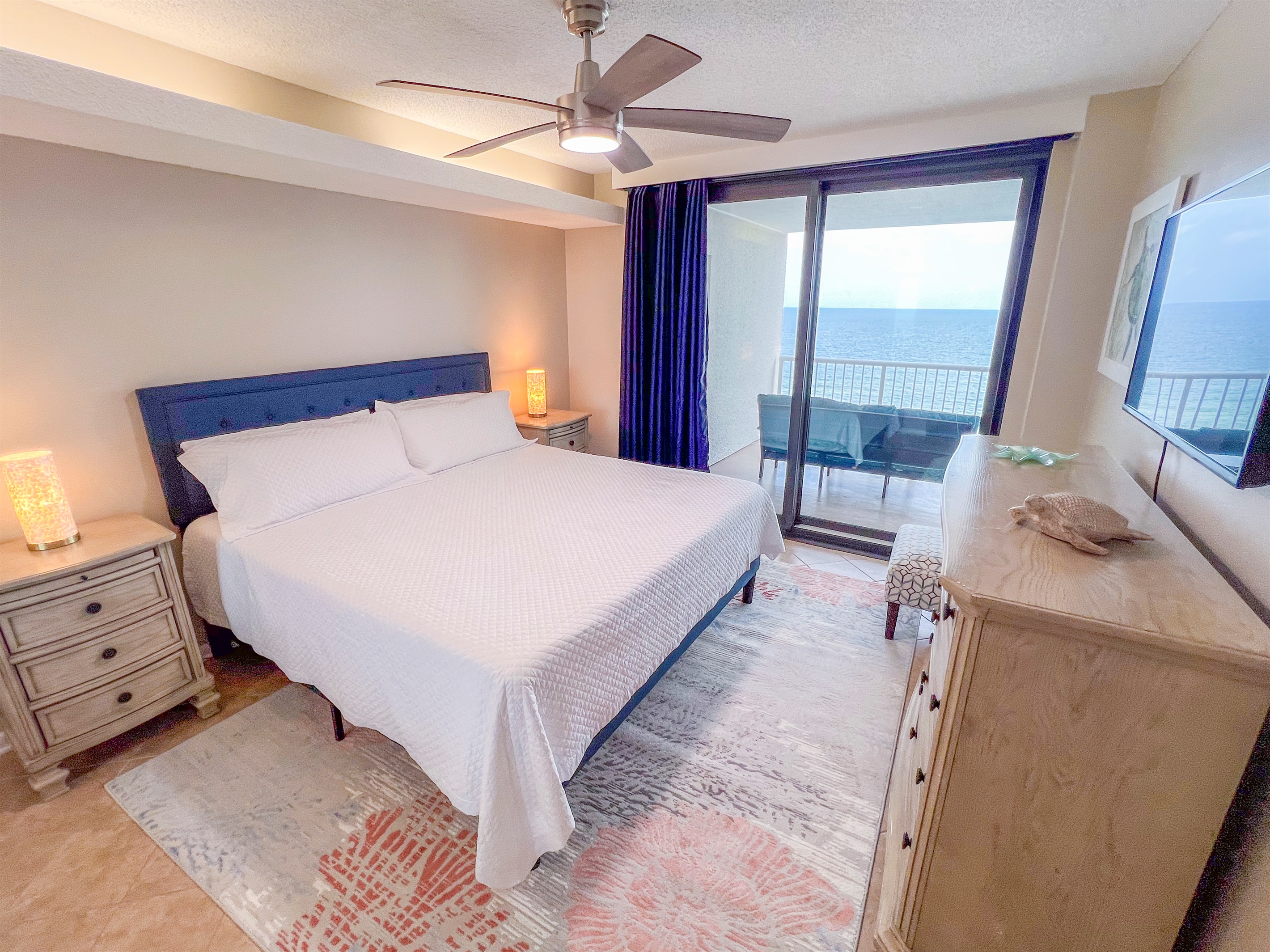 Primary Bedroom with Gulf view