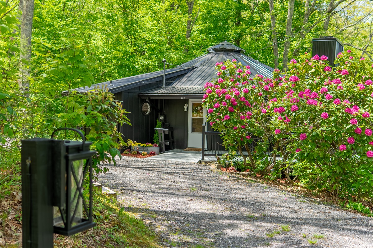 Ample Parking in Driveway