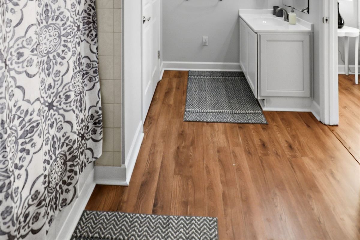 Master Bathroom Shared Main Floor 