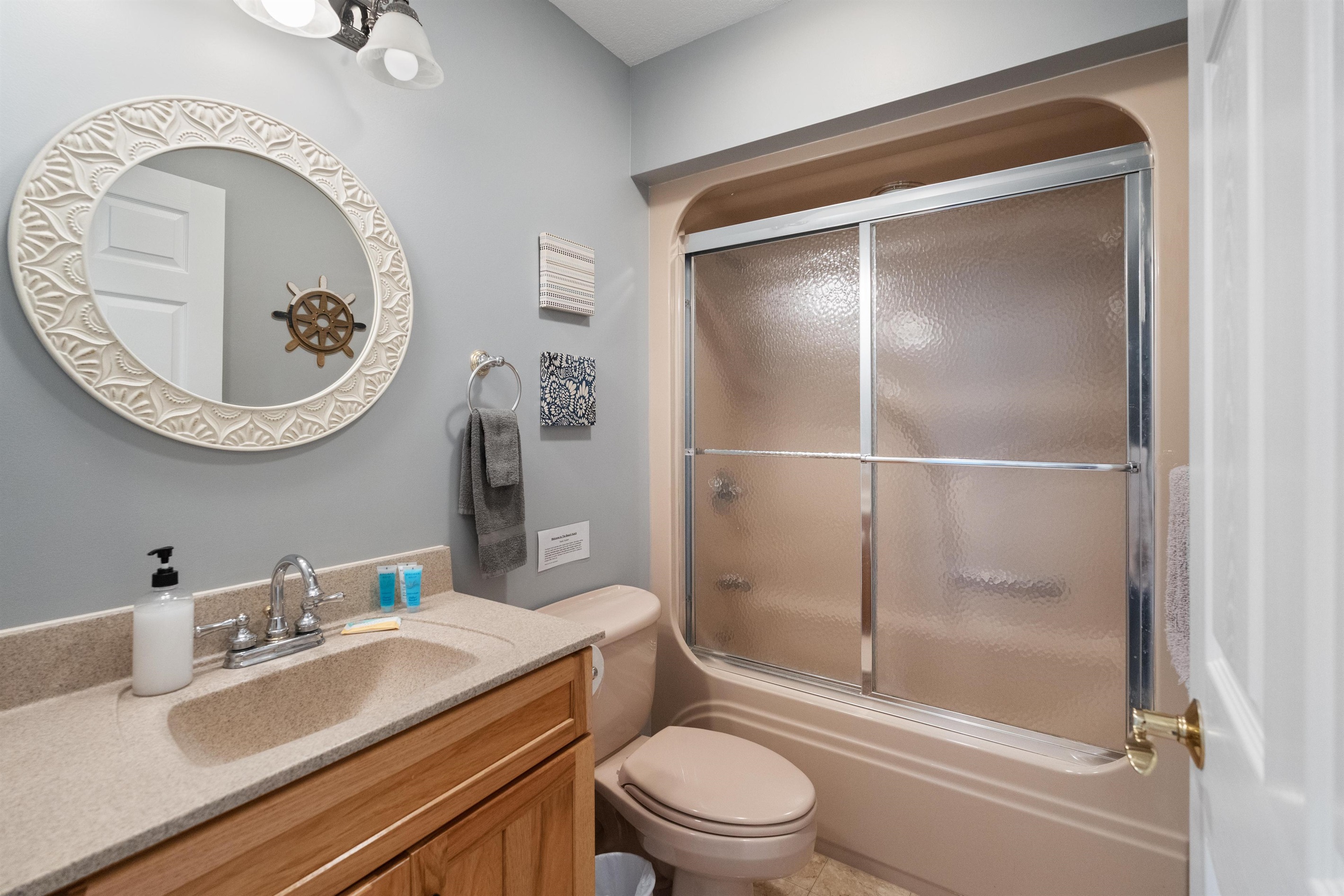 Shared full bathroom for kids bunk rooms