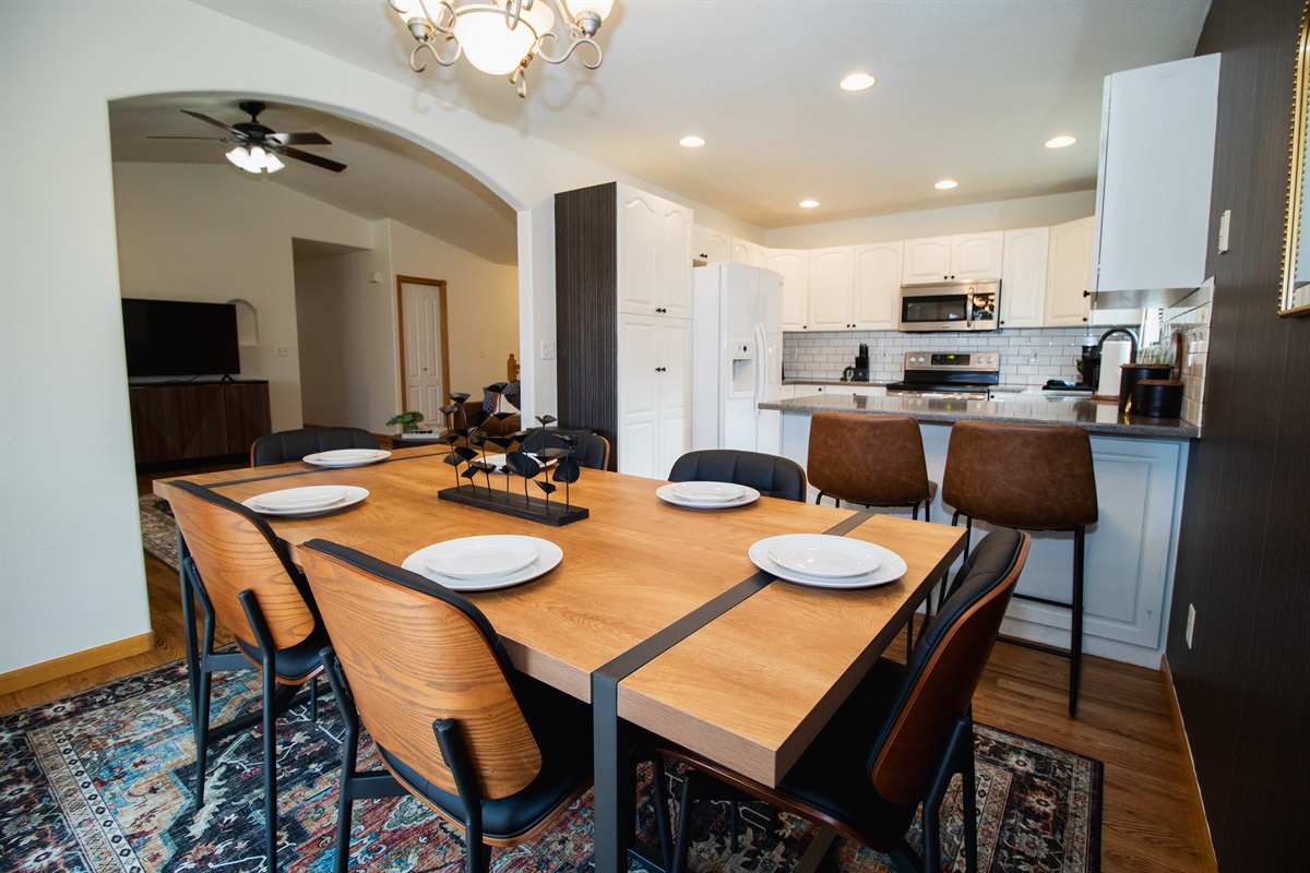 Dining and bar-top seating for the whole group