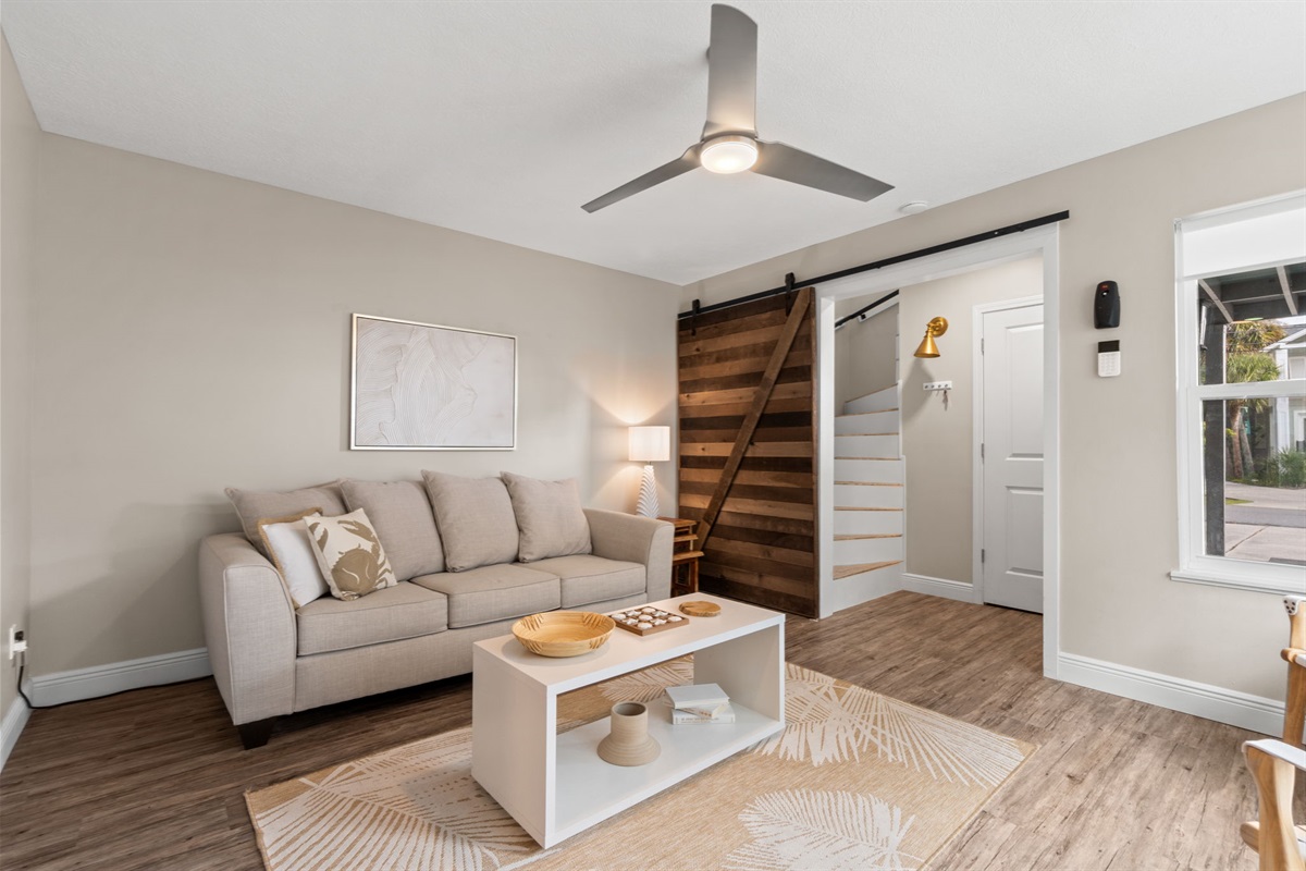 Downstairs sitting area with Queen Sleeper Sofa