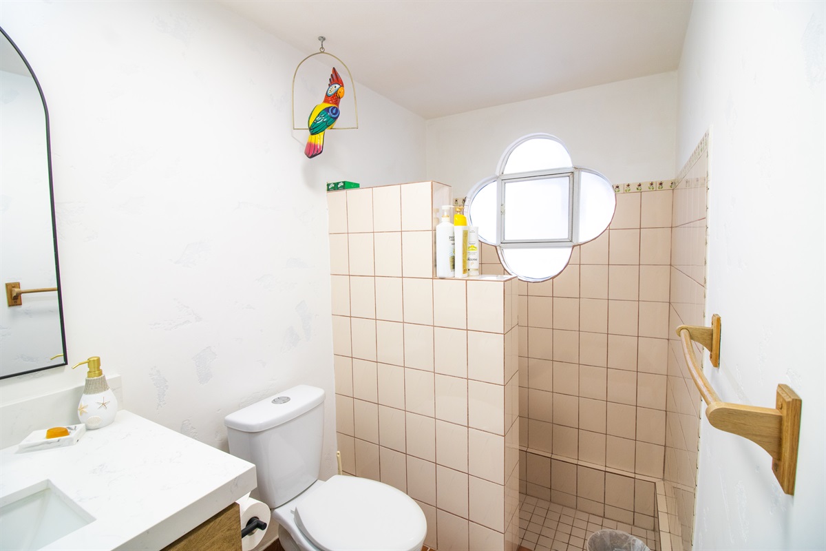 3rd Bedroom en suite Bathroom