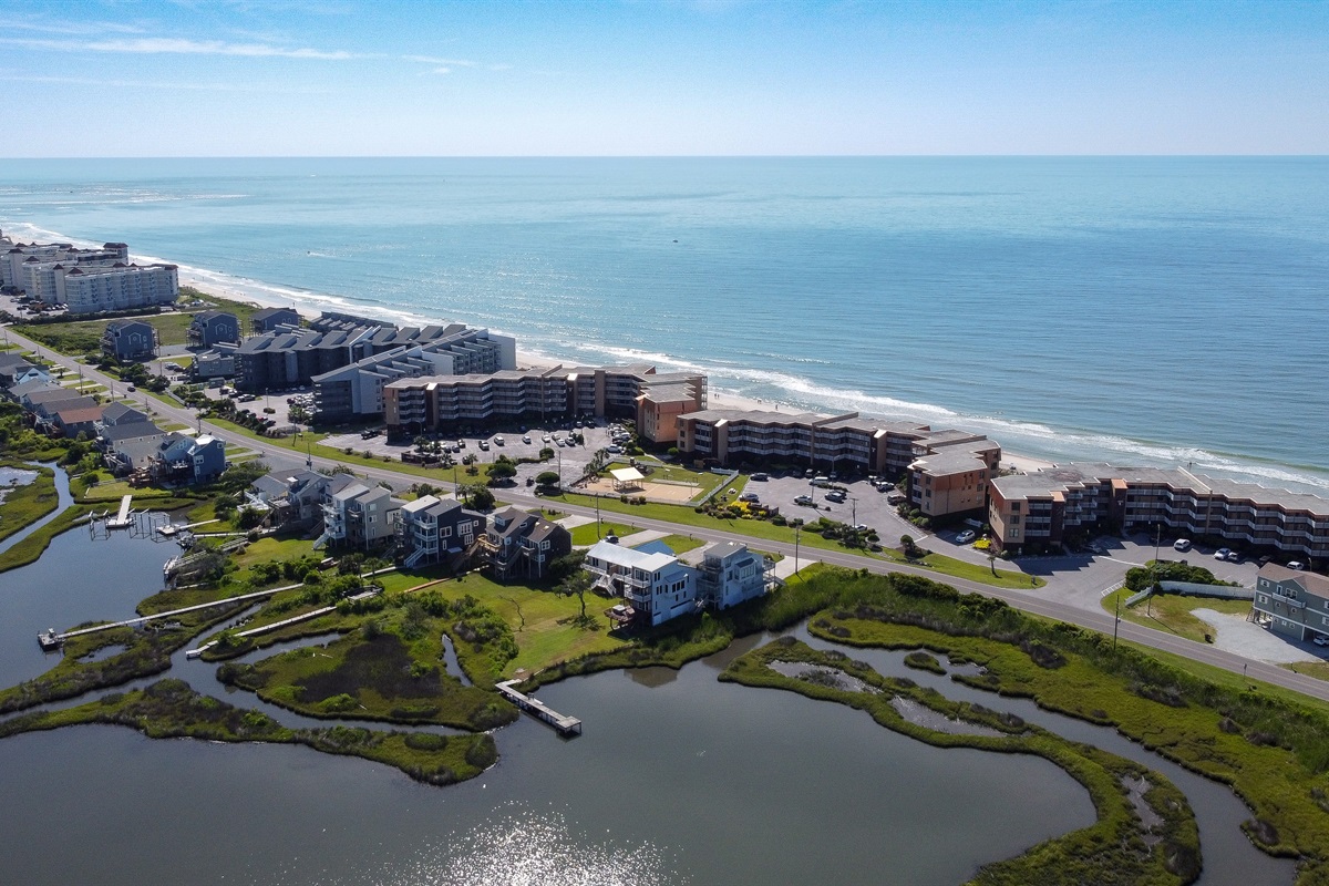 Topsail Dunes condos lining the shoreline