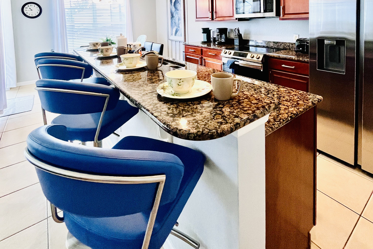 Kitchen island with seating for 4