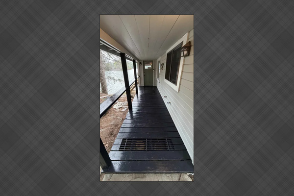 Cozy front entryway welcoming you into the cabin.