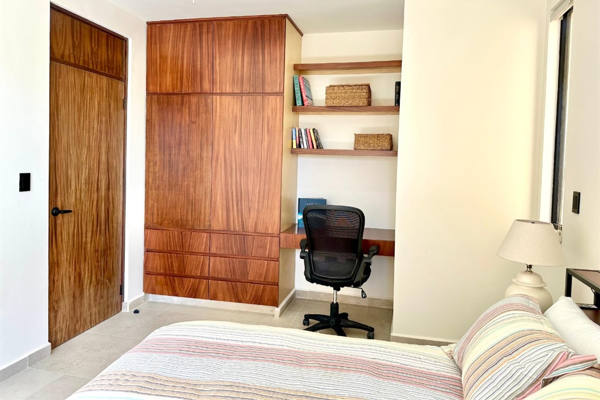 Guest bedroom closet