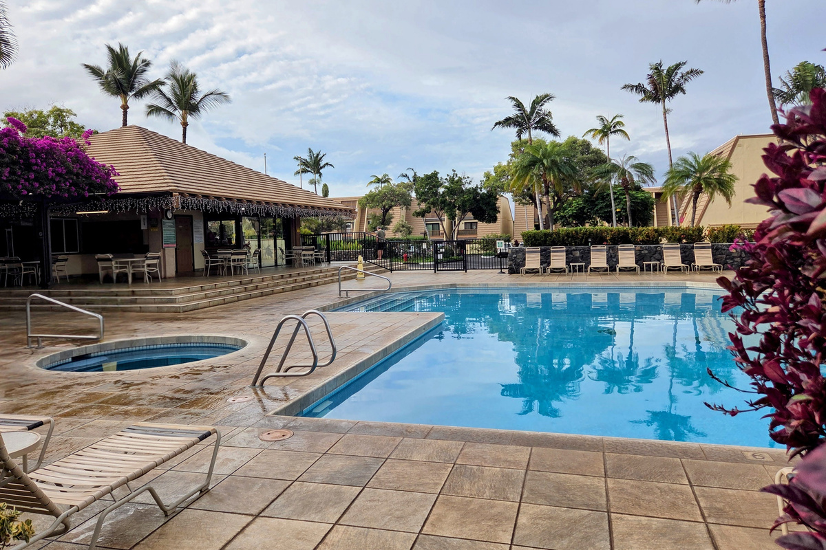 The lower pool with deep end and hot tub are just around the corner from Maui Kamaole I-103