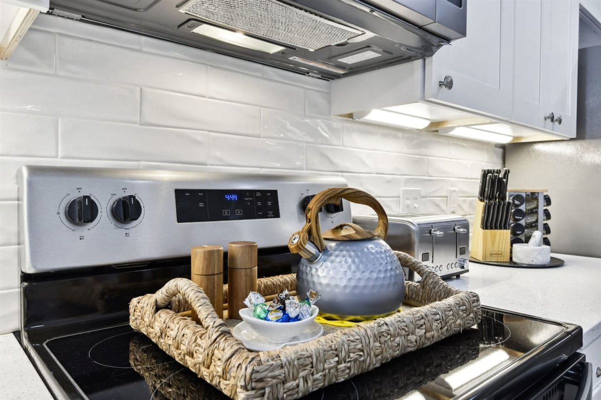 From morning coffee to evening meals, this kitchen is ready for you.