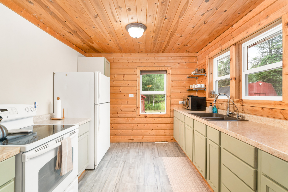 Fully stocked kitchen
