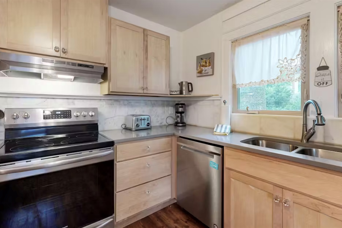 Kitchen - Drip Coffee Maker