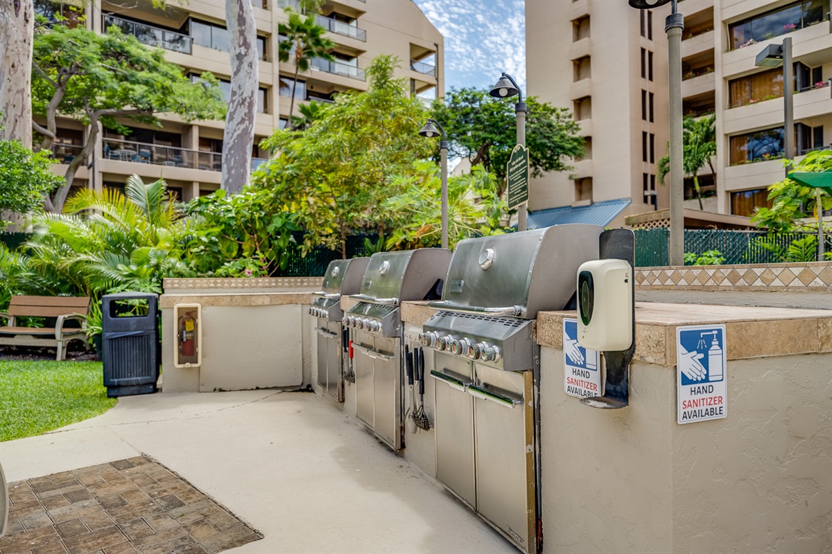 Outside BBQ area to grill up locally caught fish or delicious steaks!