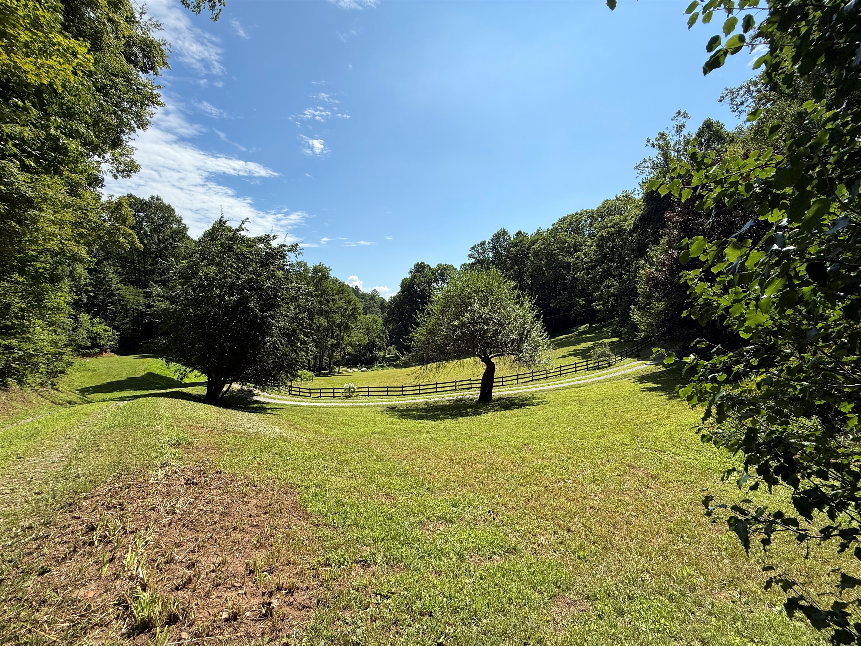 Pasture views by day, stargazing by night.