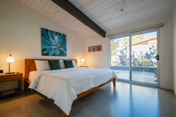 Middle bedroom with patio access