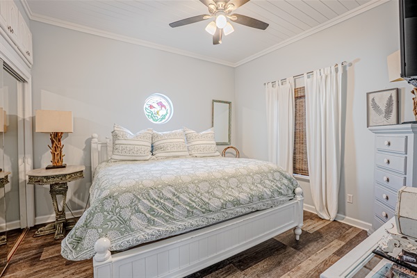 King bedroom