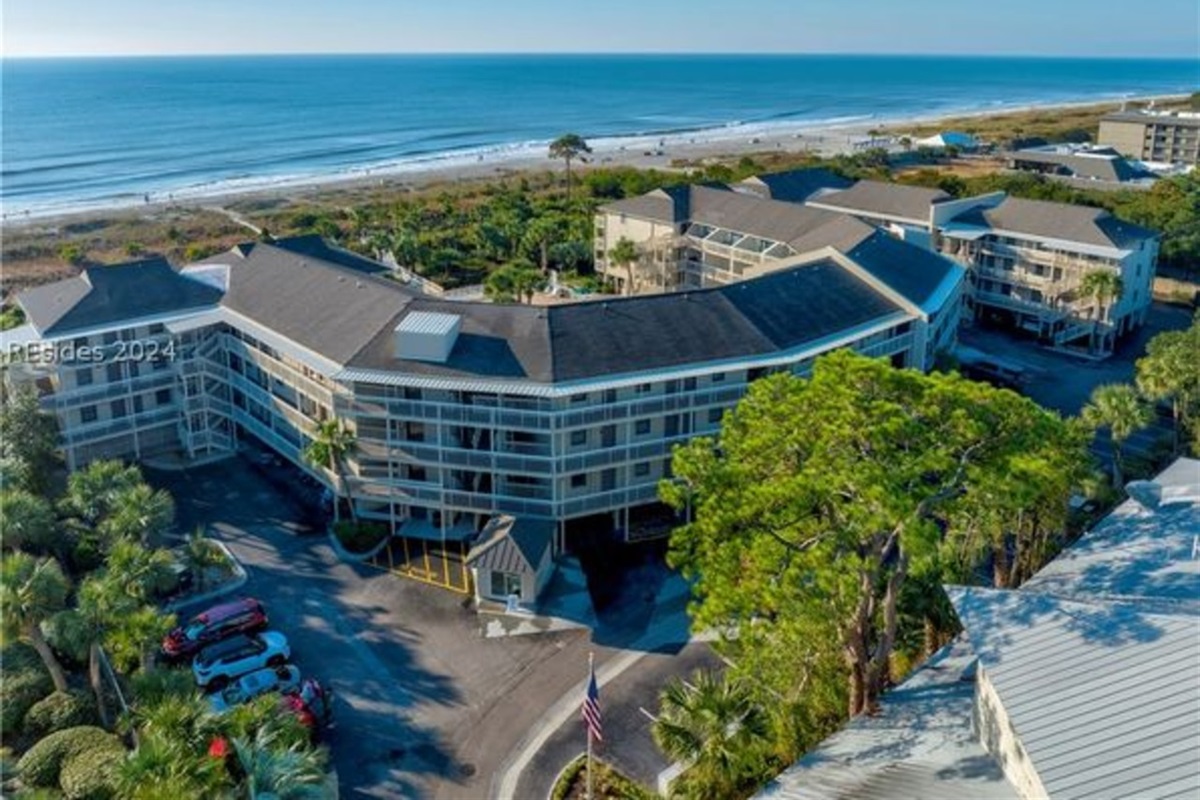 Building Breakers 328 Hilton Head SC 