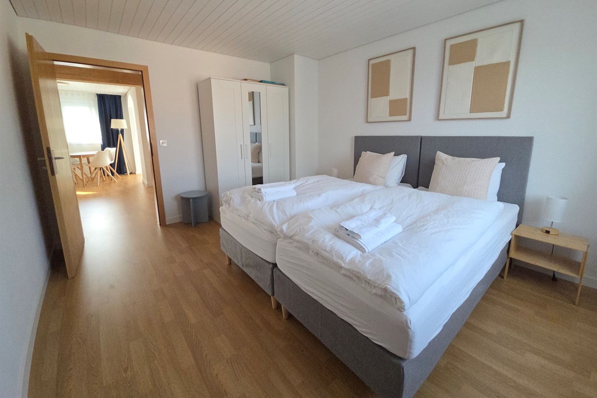 Bedroom 2 with 2 Twin beds (90x200 each)