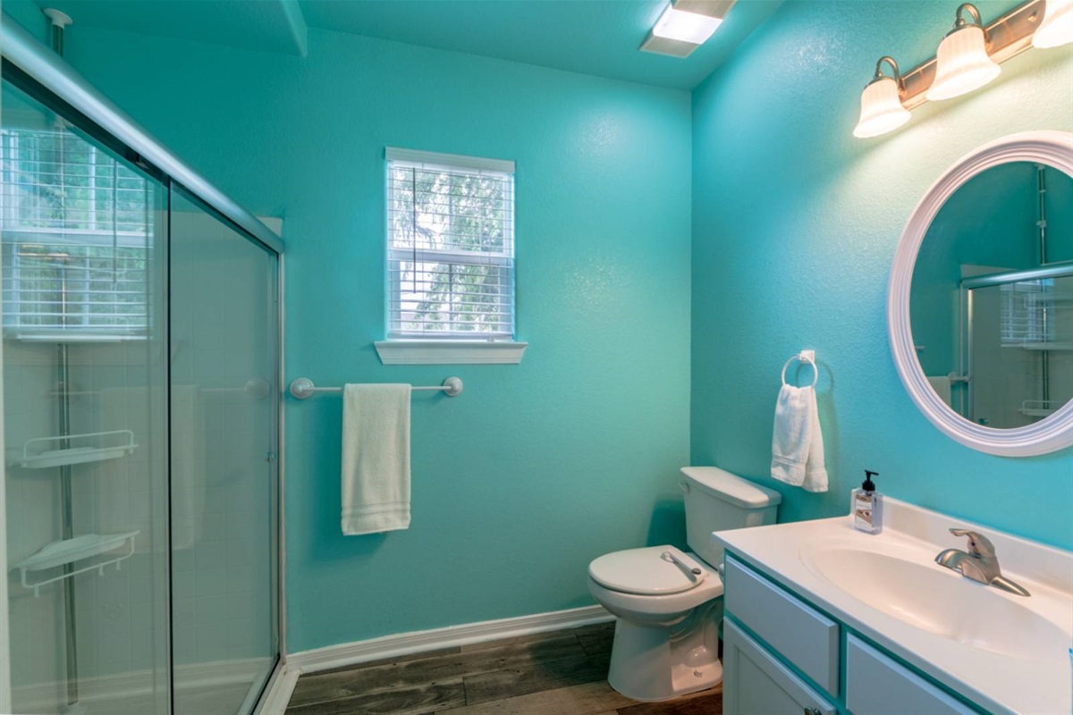 957d6c3cfeea4e61ad7acbf6becb8ff2 Large | Beachhouse | Texas | TX | Vacation Homes | Galveston | Crystal Beach | Kokomo | Breezy Days | Beachfront Elegance | Sunrise Serenity | Southern Sands Property Management, LLC