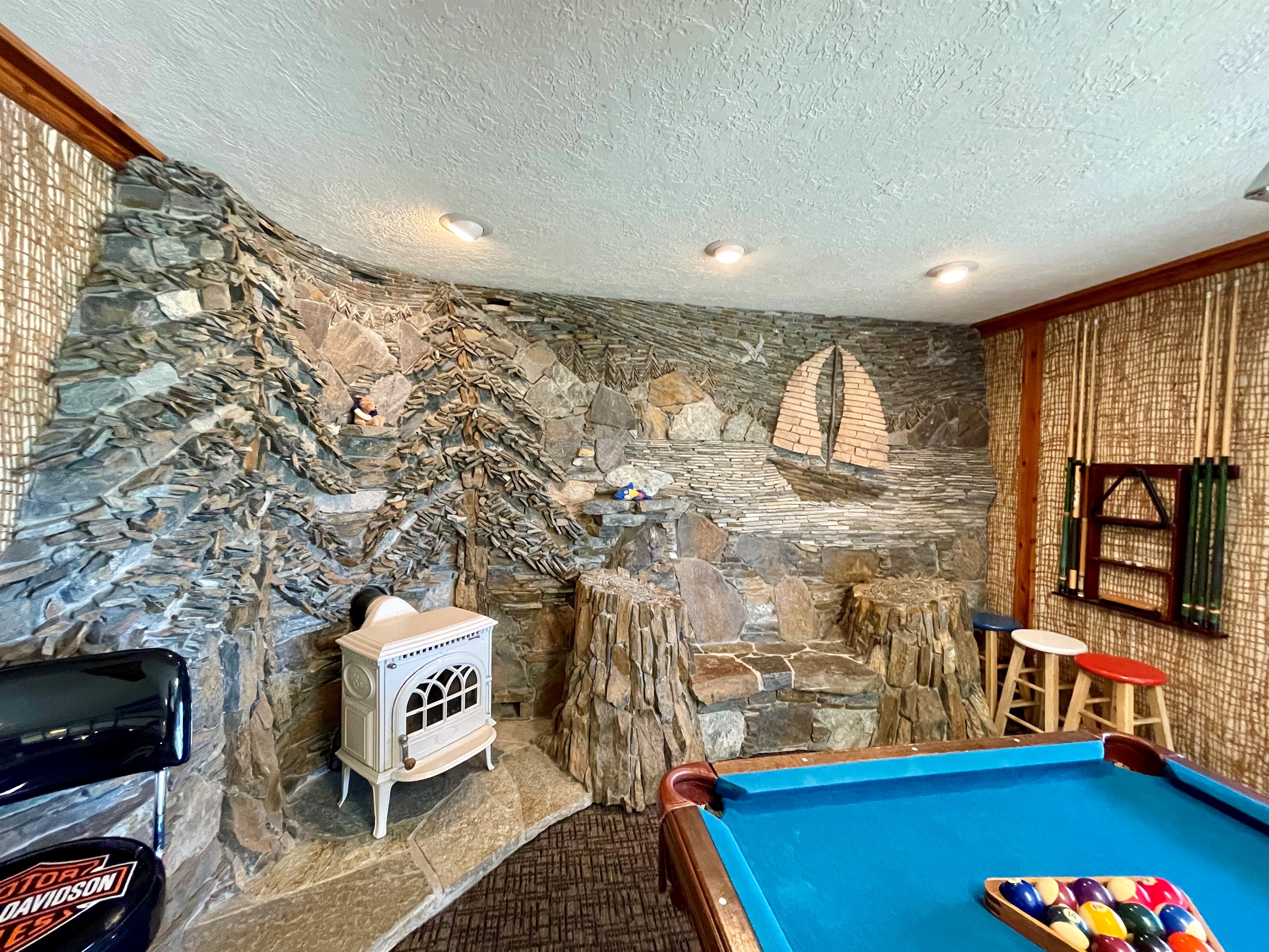 Game room in bottom level