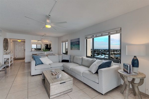 It's not just the beach side that has a view. Look west for amazing visibility! 