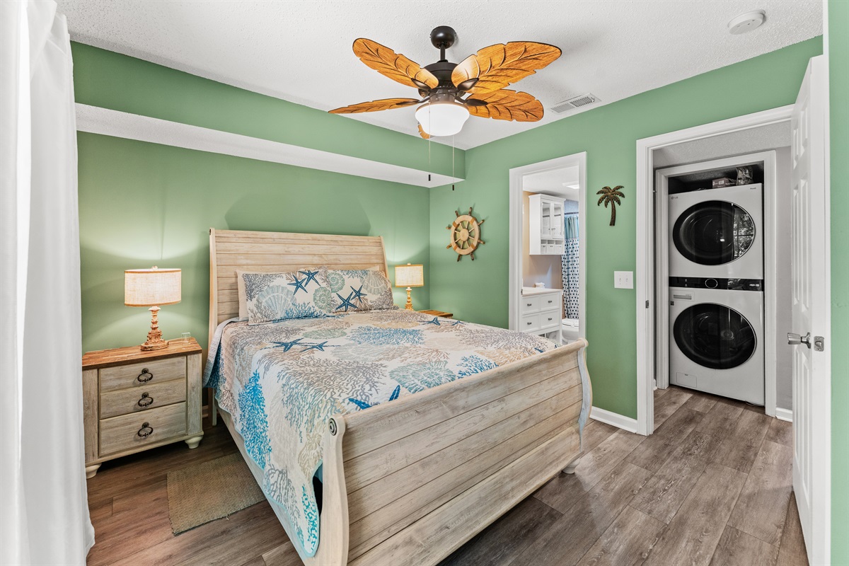 Main Bedroom with King bed, with washer and dryer for your use