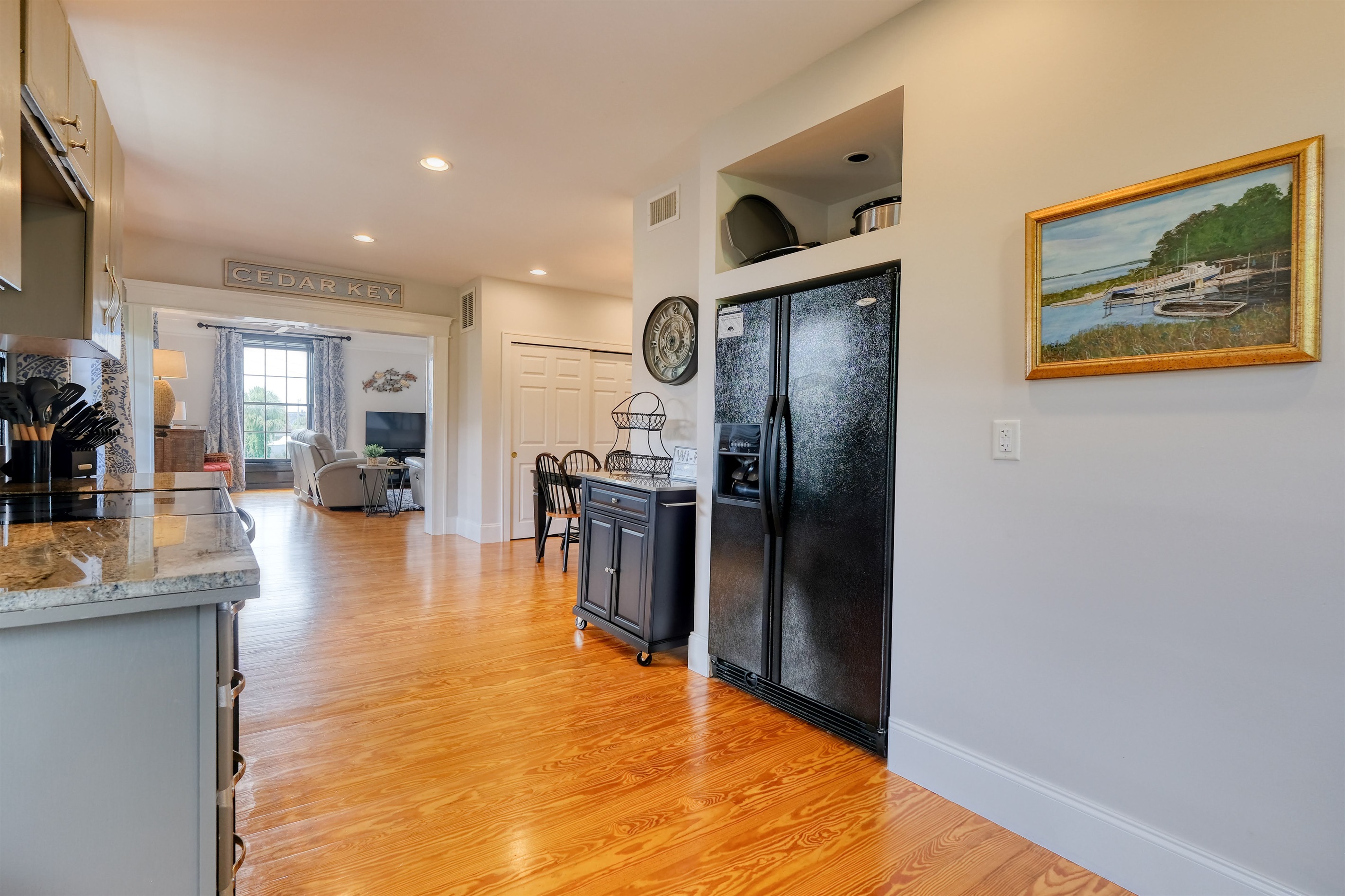 Large and Fully Equipped Kitchen
