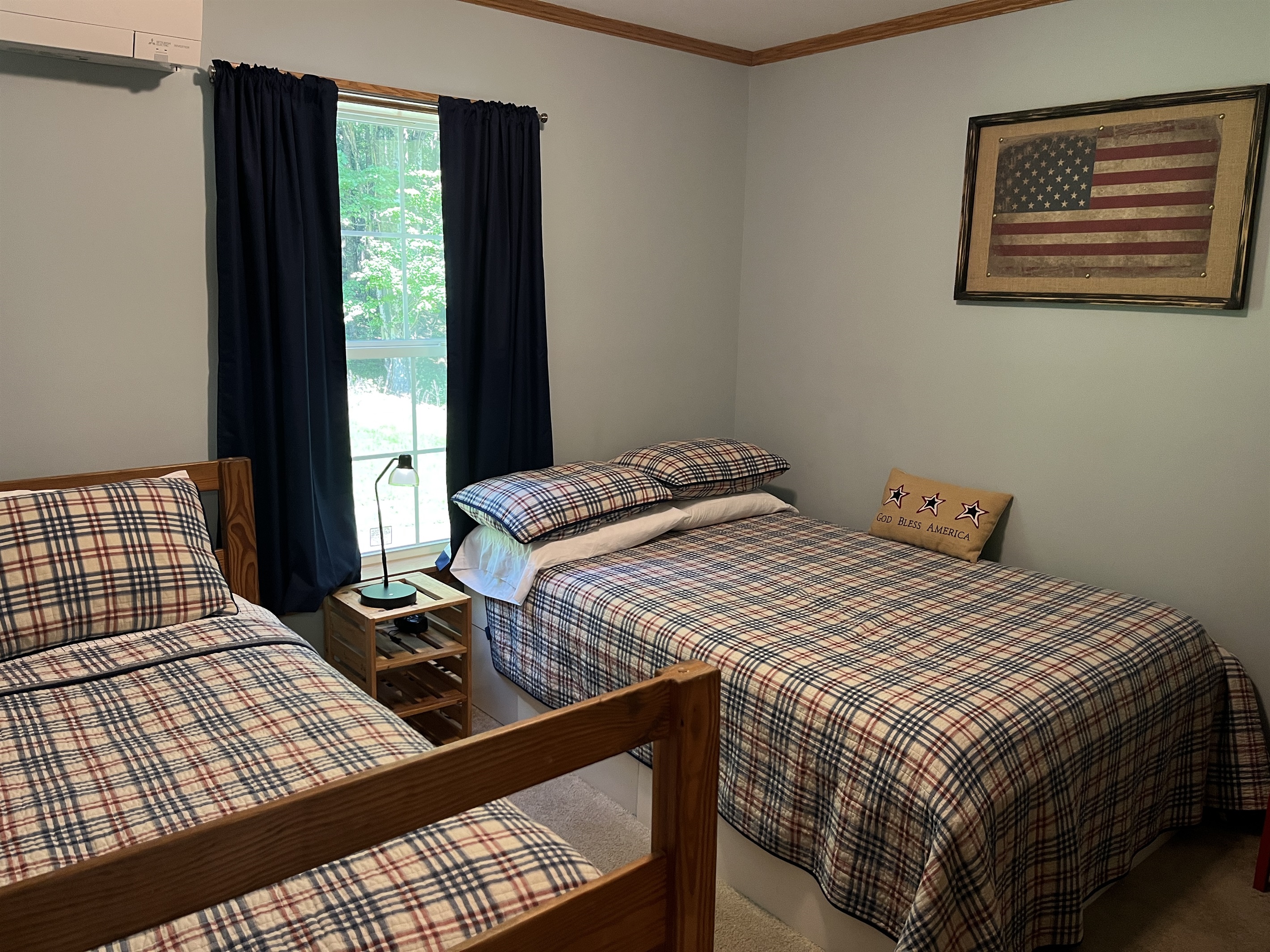 Bedroom #3 with 2 twins