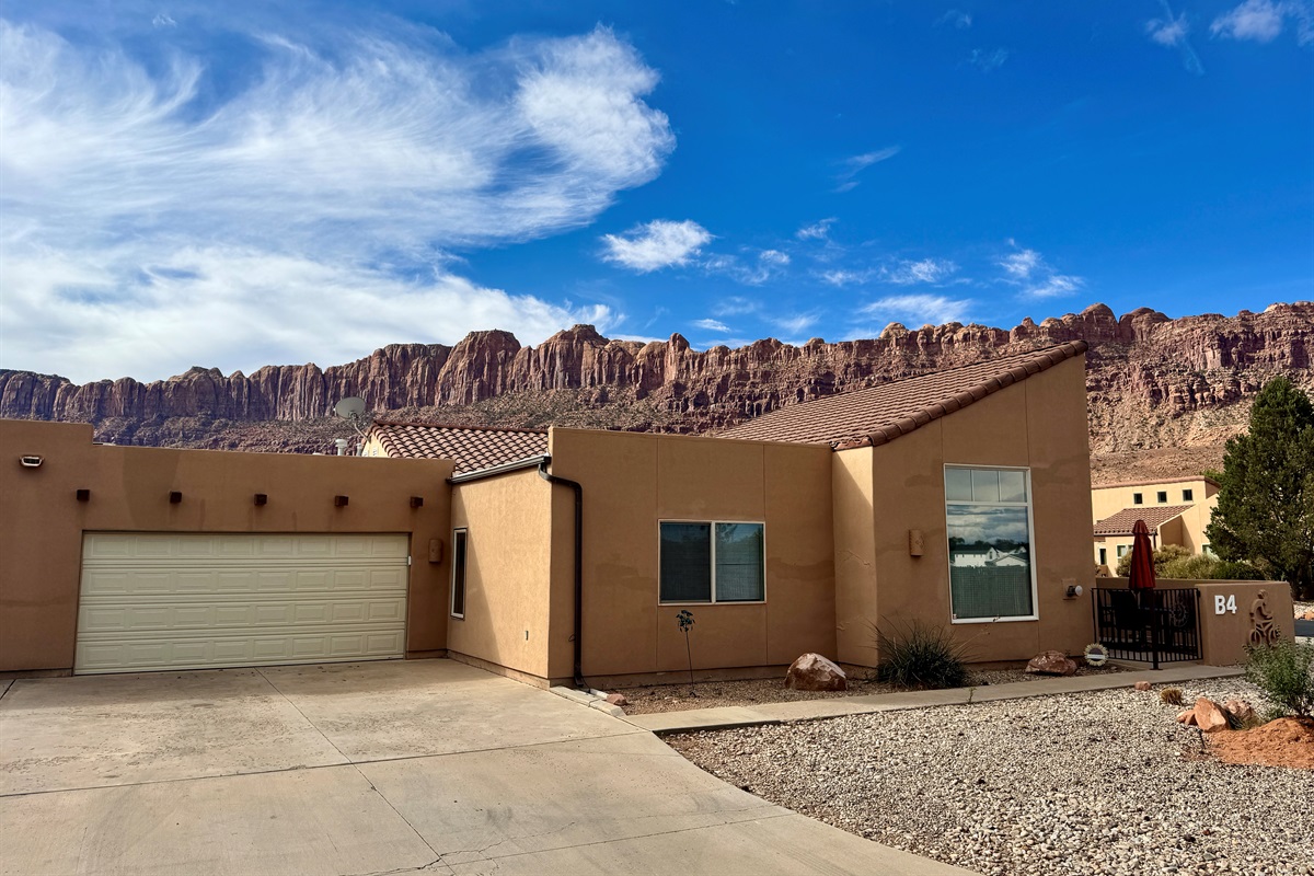 Welcome to Red Rock Haven!