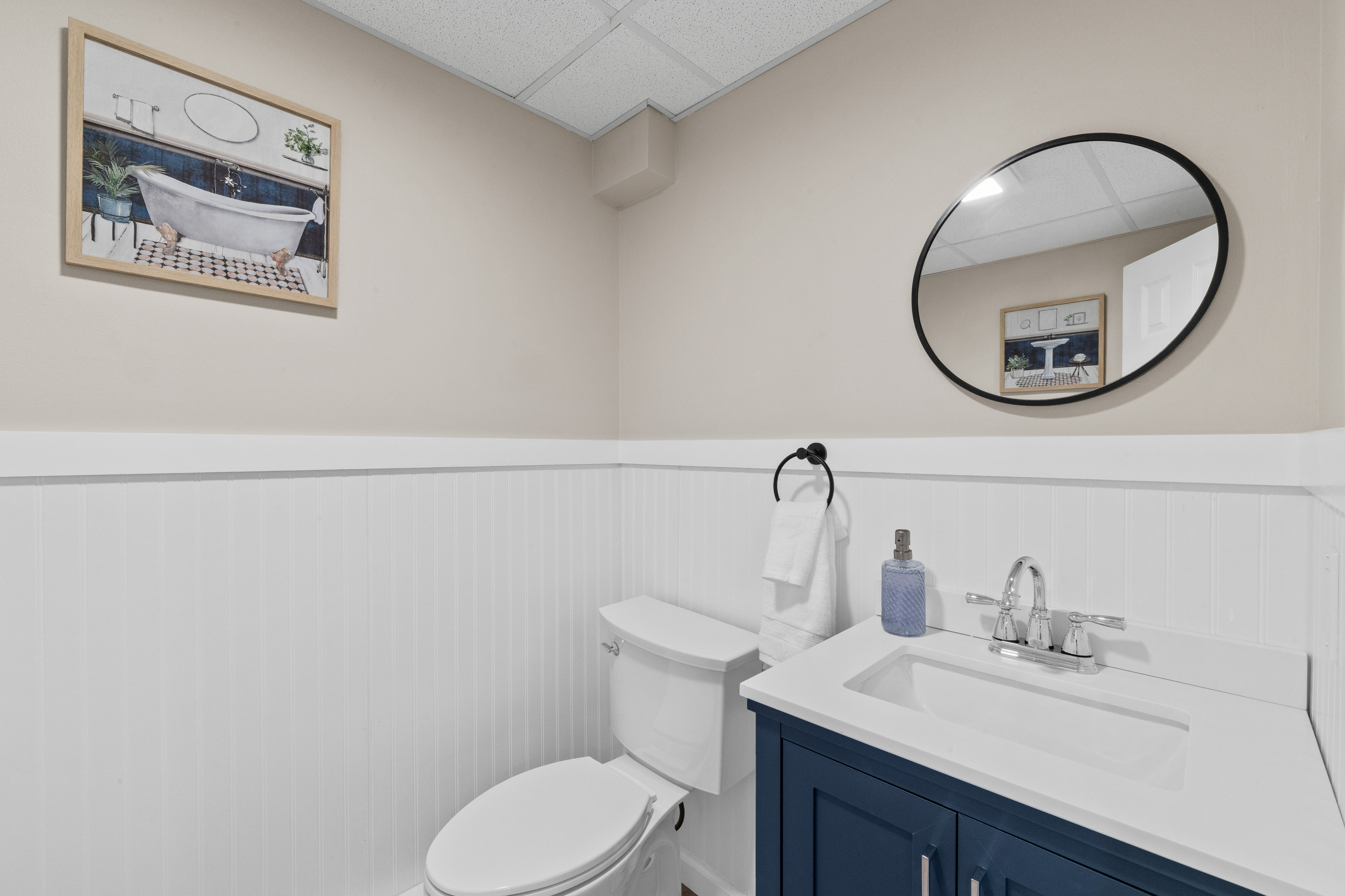 Powder room in the entertainment hub