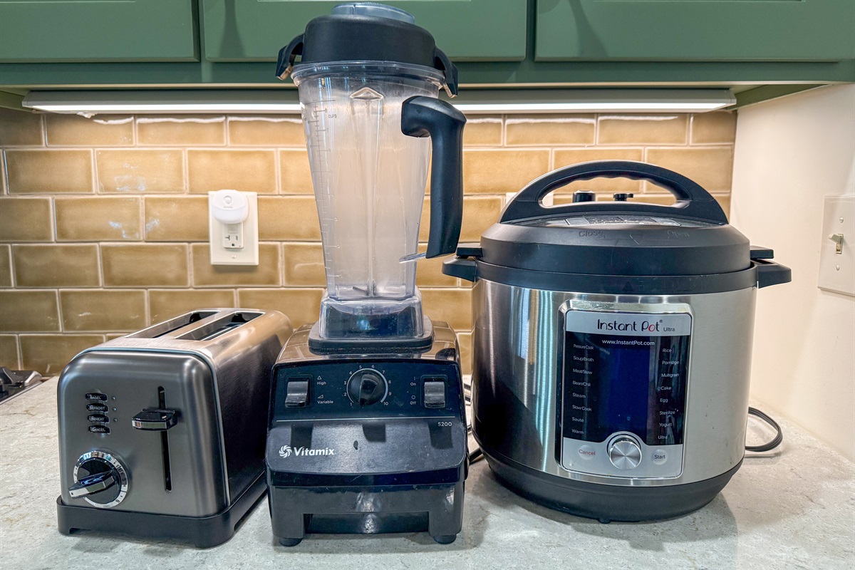 Enjoy the convenience of a toaster, Instant Pot, and Vitamix for quick, delicious meals.
