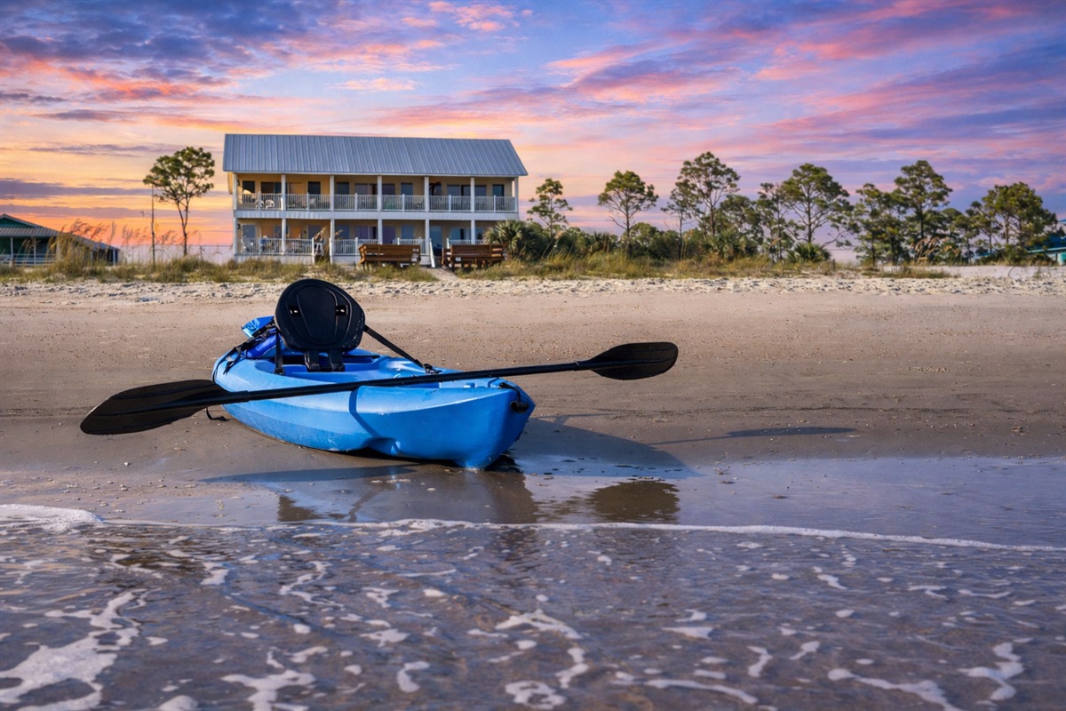Launch kayaks right from the house or enjoy beautiful nature