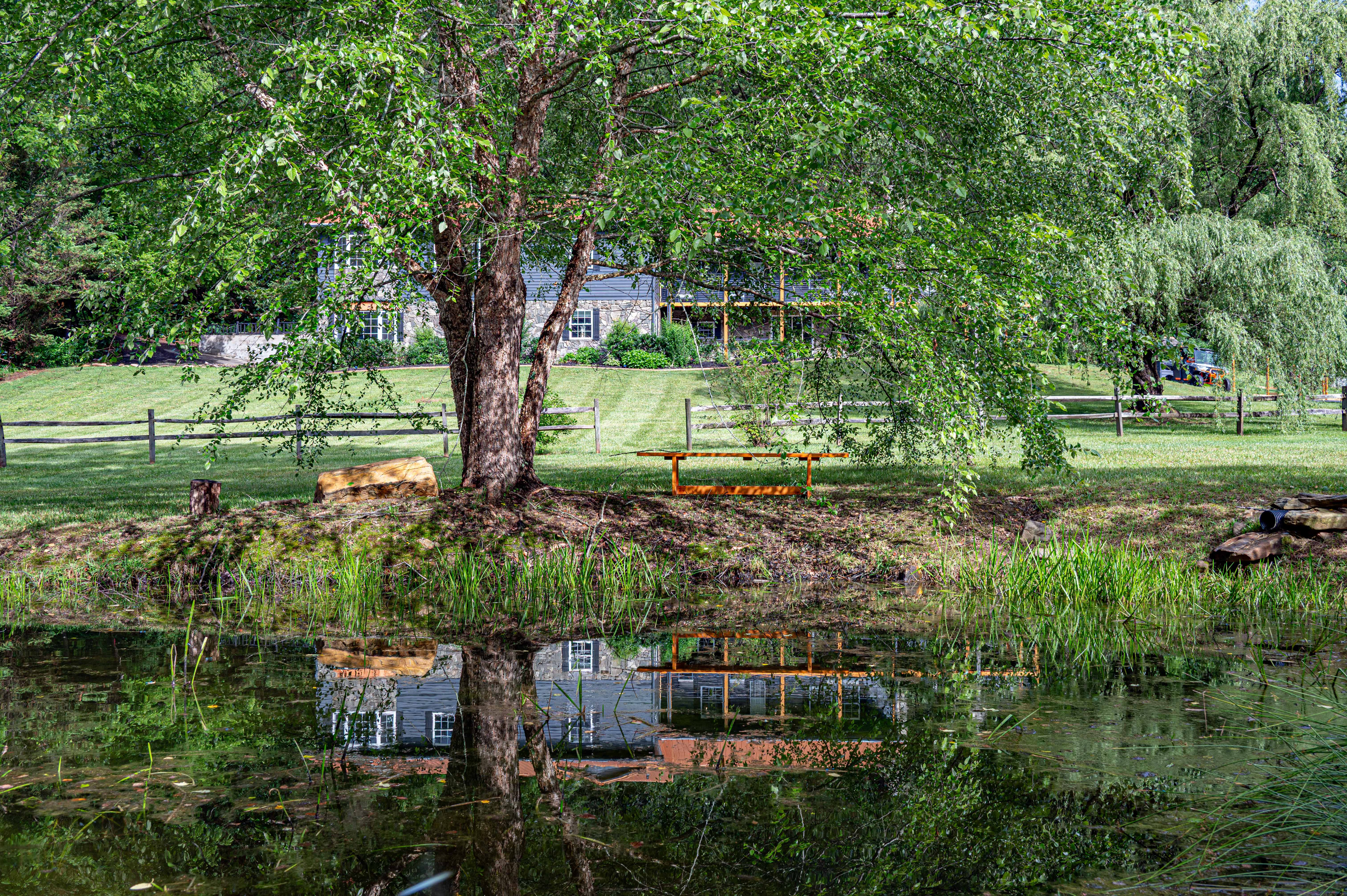 Serene Retreat: Enjoy tranquil views and nature's beauty from your own riverside paradise!
