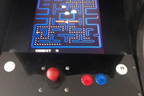 See who can get the highest score on all of your favorite retro games 