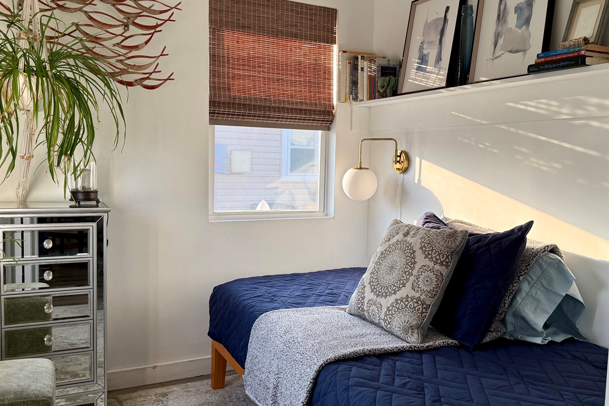 The little half bedroom features a Twin .. big enough for an adult, super cozy for a kid