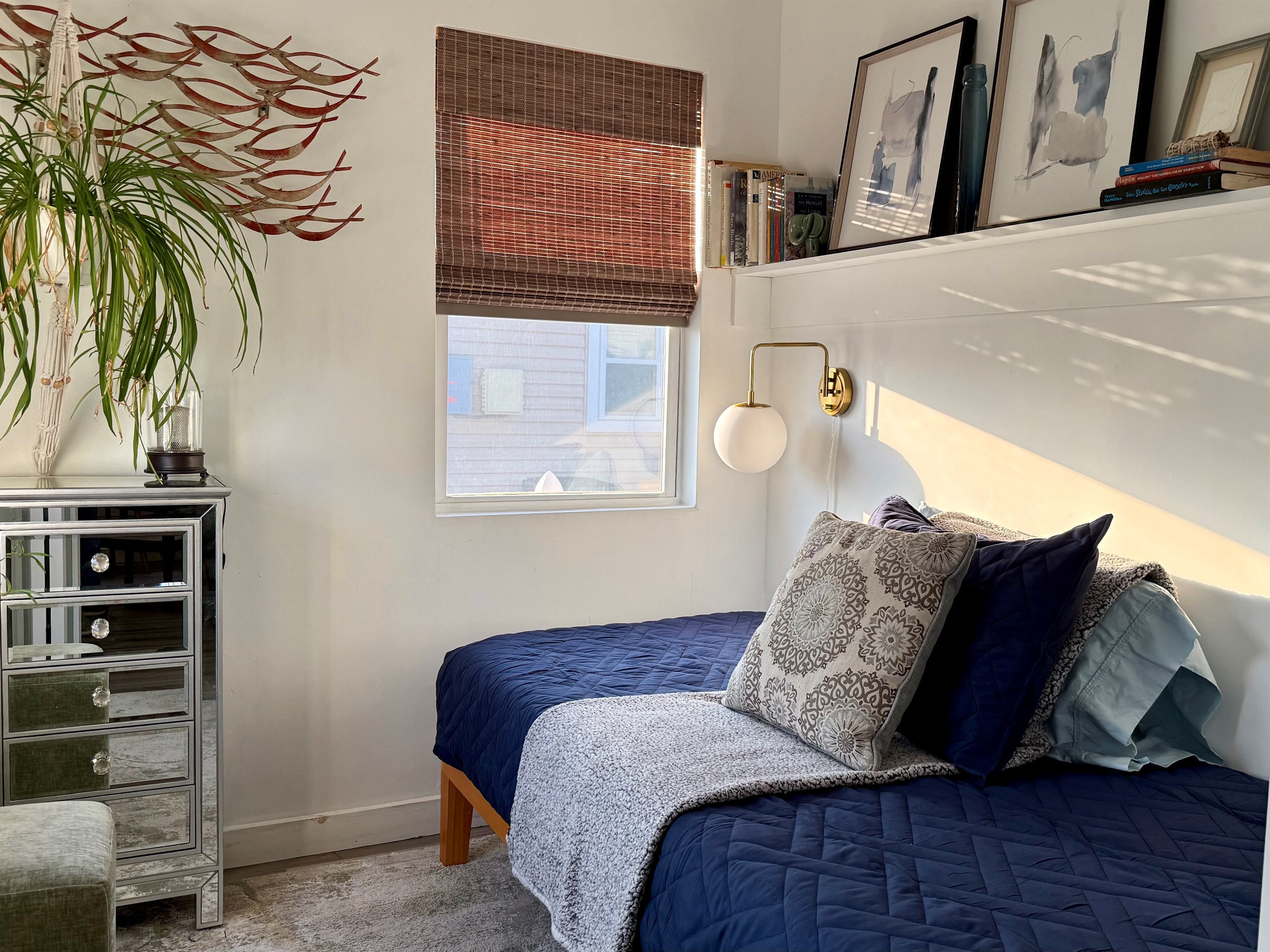 The little half bedroom features a Twin .. big enough for an adult, super cozy for a kid