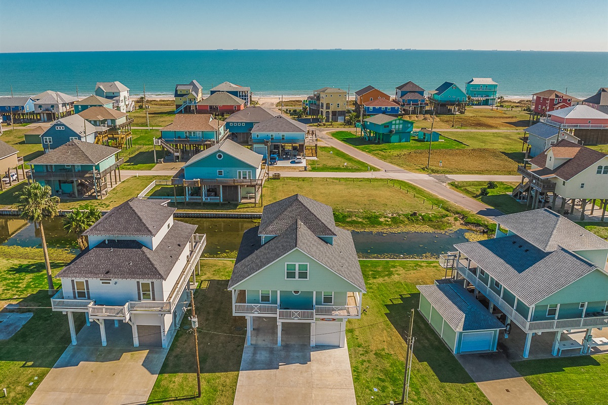 Conveniently located in Holiday Beach Subdivision only a two minute walk to the beach.
